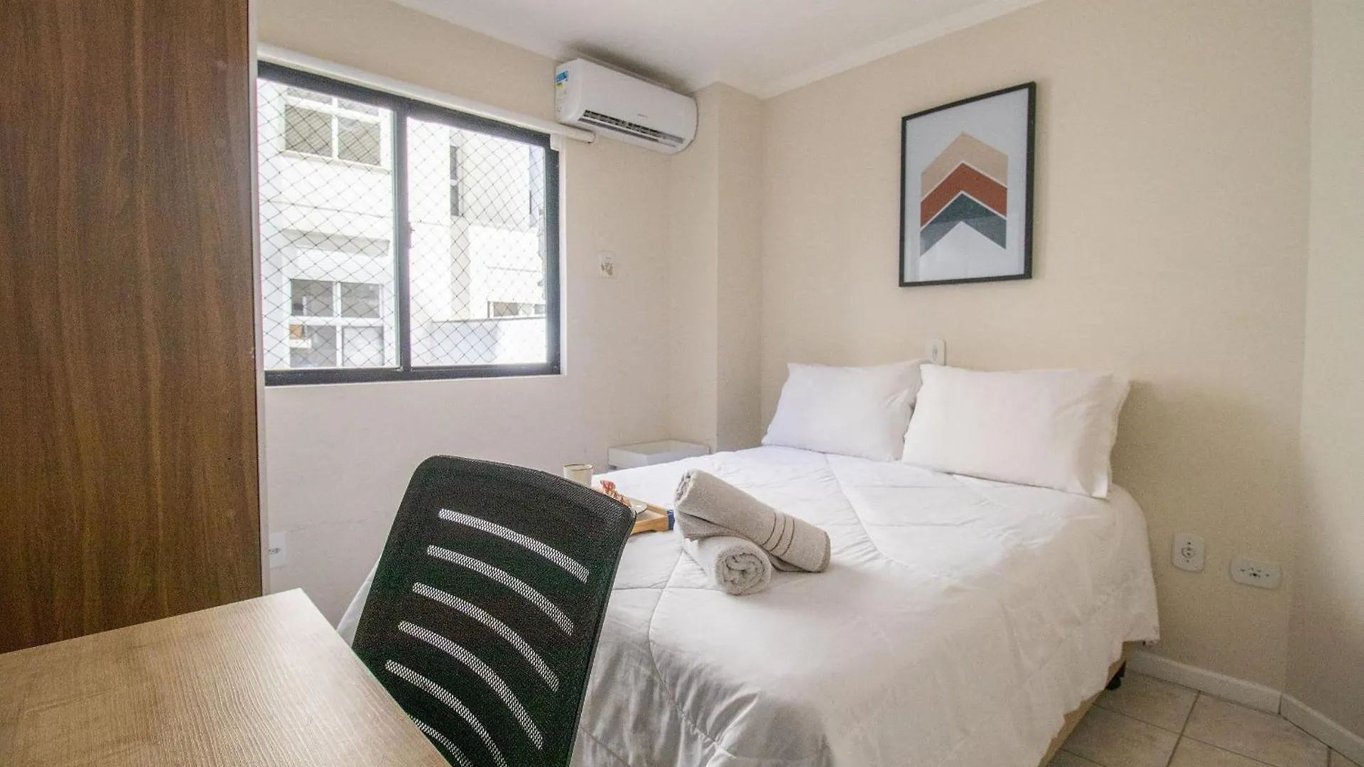 Dca51 - Pe Na Areia, Churrasqueira, 2 Garagens Balneário Camboriú Apartamento